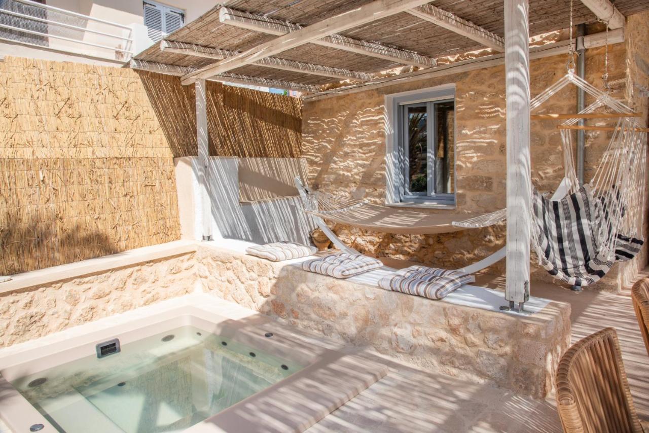 Terra E Sole Spa Suite Aegina Vathí Exterior photo